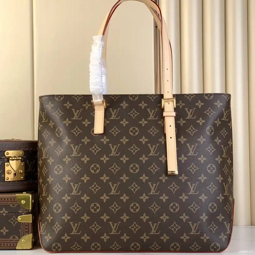 WIS LOUIS VUITTON Mezzo 0430